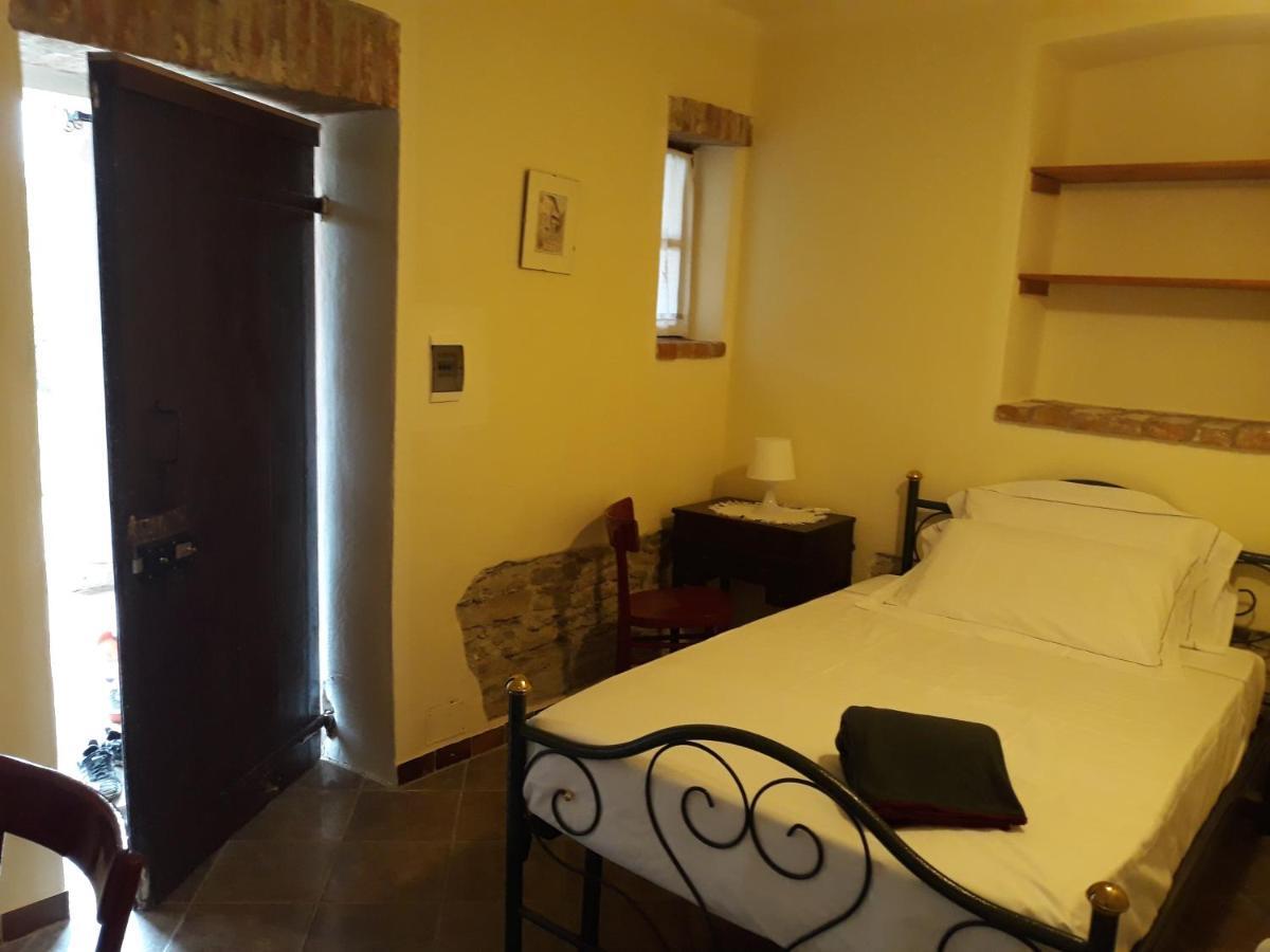 Agriturismo Cascina Binelli Dogliani Εξωτερικό φωτογραφία
